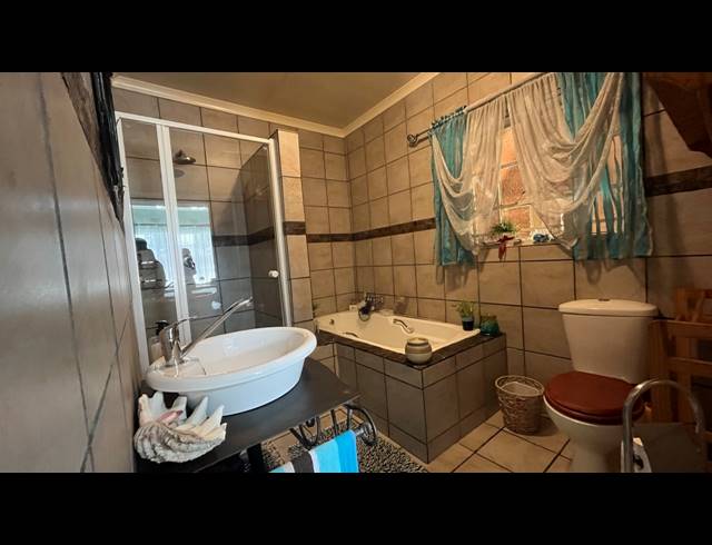 3 BEDROOM HOUSE FOR SALE IN BRACKENDOWNS
